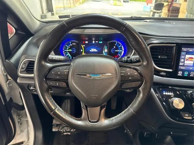 2020 Chrysler Pacifica Hybrid Touring