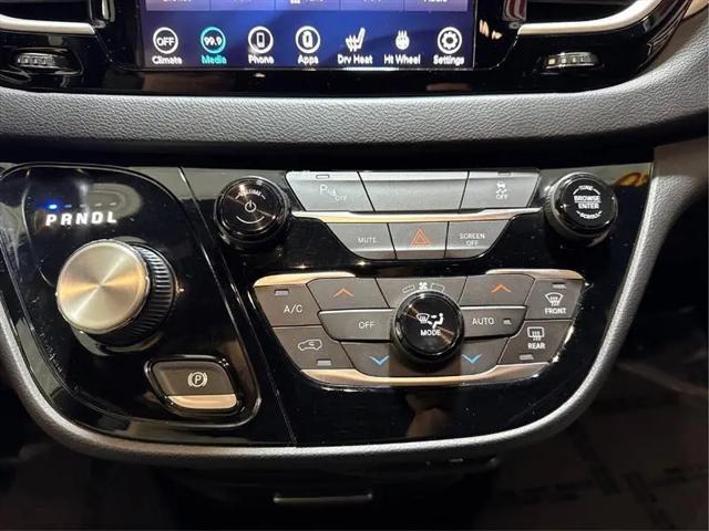 2020 Chrysler Pacifica Hybrid Touring