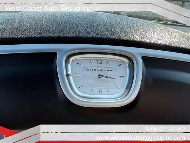 2014 Chrysler 300 300