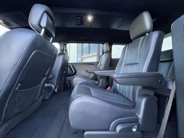 2016 Dodge Grand Caravan R/T