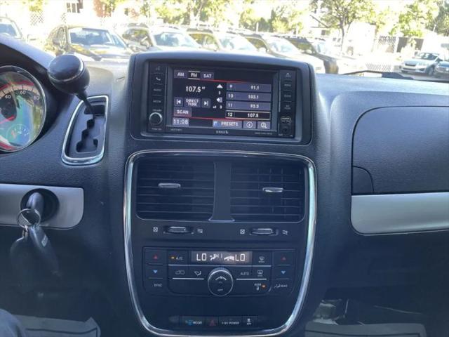 2016 Dodge Grand Caravan R/T