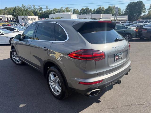 2017 Porsche Cayenne Platinum Edition