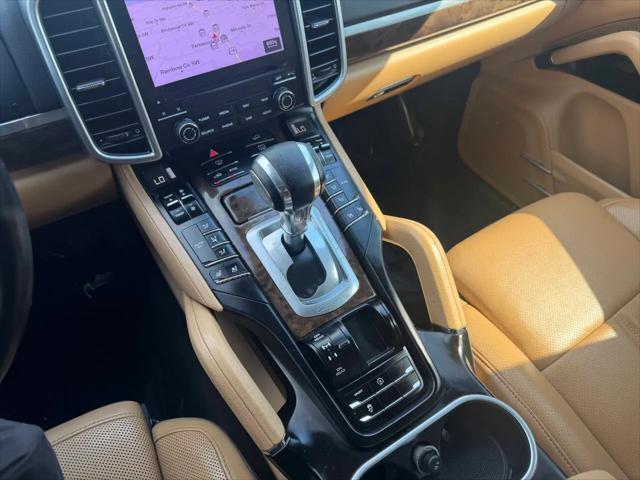2017 Porsche Cayenne Platinum Edition