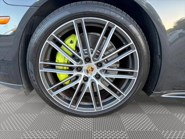 2018 Porsche Panamera E-Hybrid 4