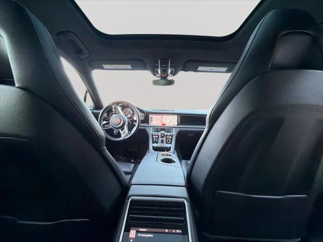 2018 Porsche Panamera E-Hybrid 4