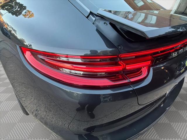 2018 Porsche Panamera E-Hybrid 4
