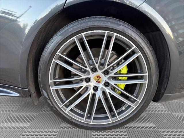 2018 Porsche Panamera E-Hybrid 4