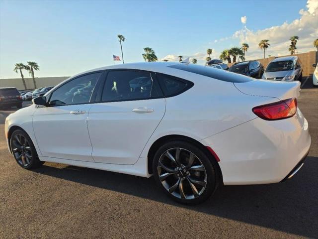 2016 Chrysler 200 S
