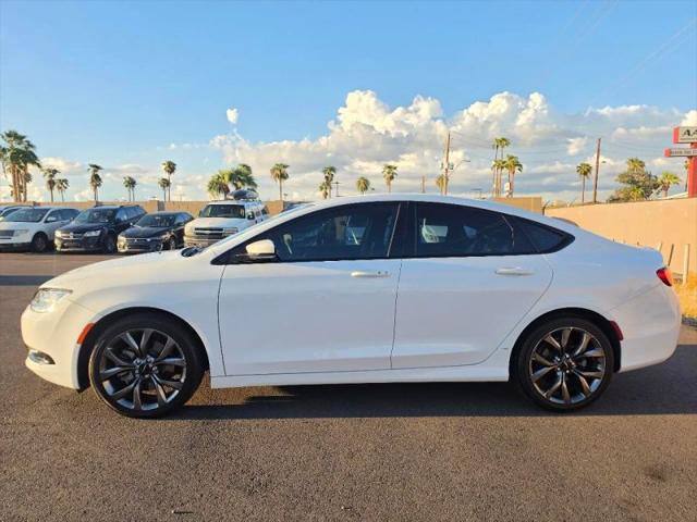 2016 Chrysler 200 S