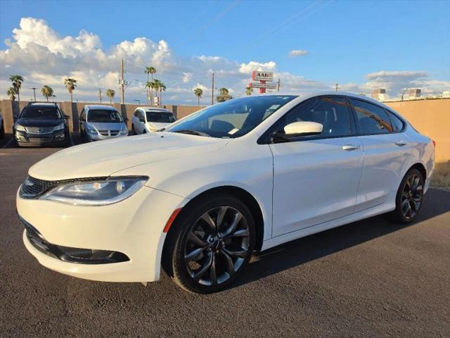 2016 Chrysler 200 S