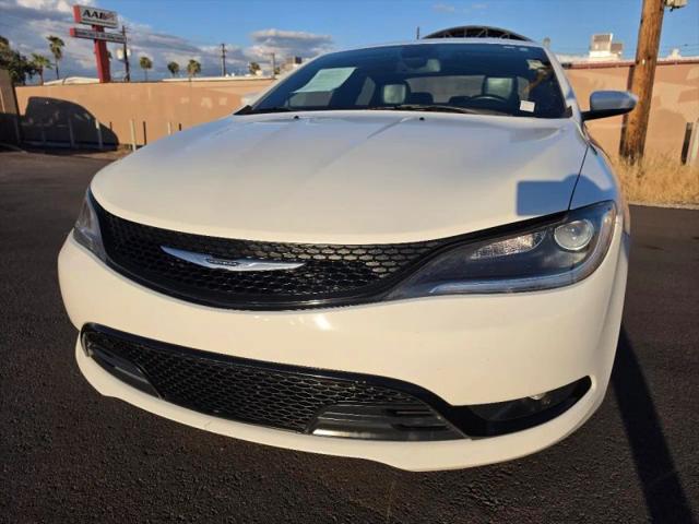 2016 Chrysler 200 S