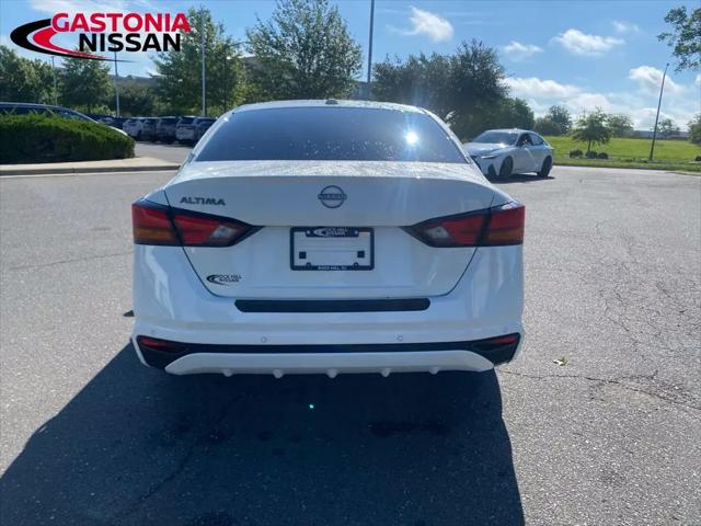 2025 Nissan Altima SV FWD