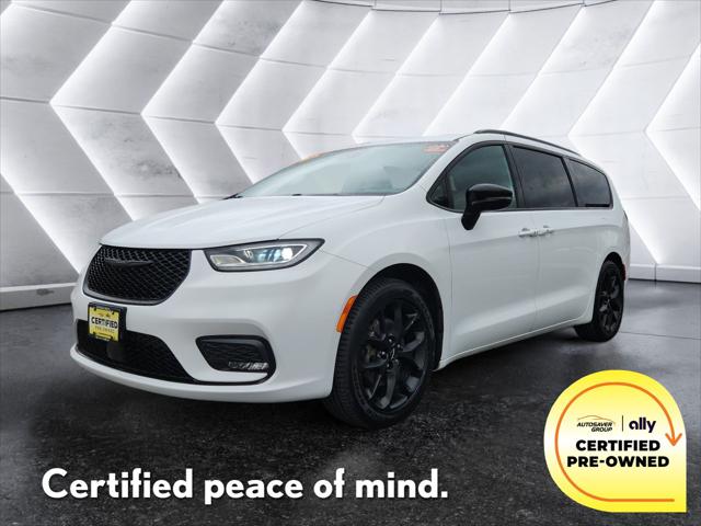 2024 Chrysler Pacifica Touring L for sale in Littleton, NH