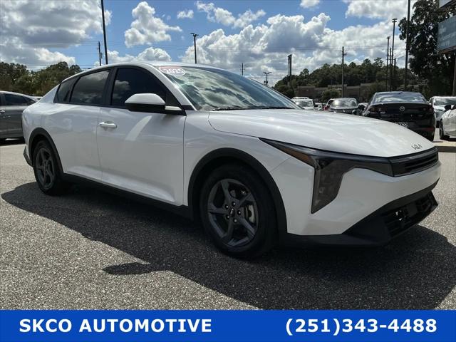 2025 Kia K4 LXS