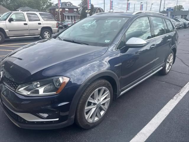 2017 Volkswagen Golf Alltrack TSI SE for sale in Belleville, IL
