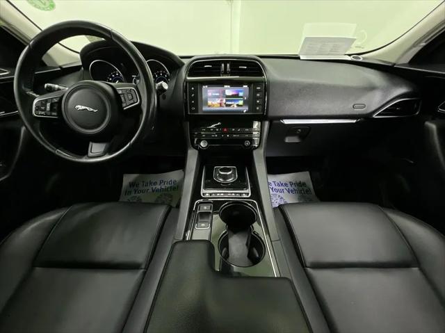 2017 Jaguar F-PACE 35t Premium