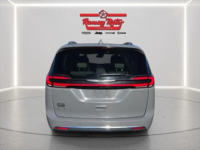 2021 Chrysler Pacifica Touring L