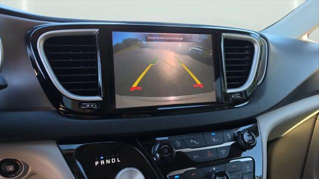 2021 Chrysler Pacifica Touring L