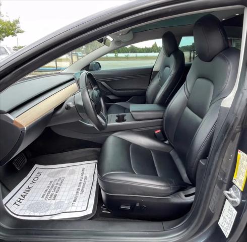 2019 Tesla Model 3 Mid Range