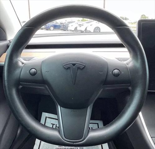 2019 Tesla Model 3 Mid Range