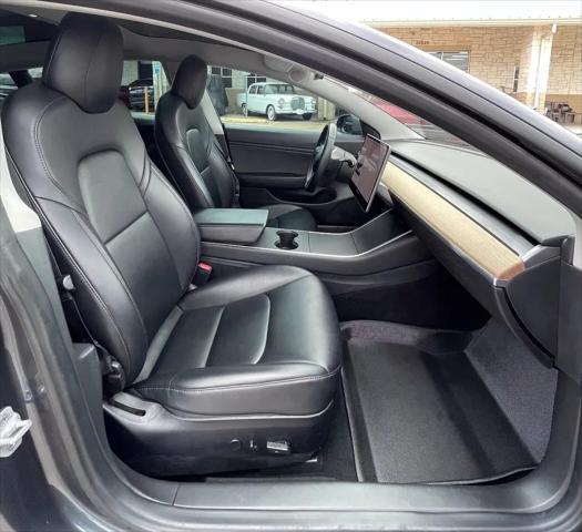 2019 Tesla Model 3 Mid Range