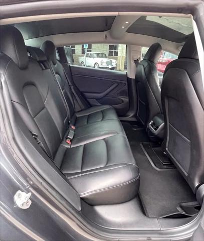 2019 Tesla Model 3 Mid Range