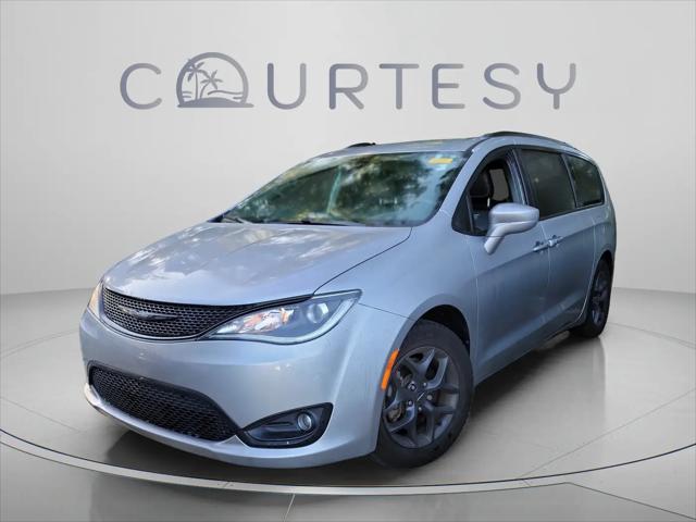 2019 Chrysler Pacifica Touring L for sale in Tampa, FL