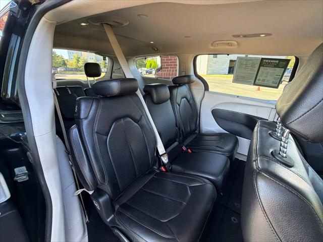 2019 Chrysler Pacifica Touring L