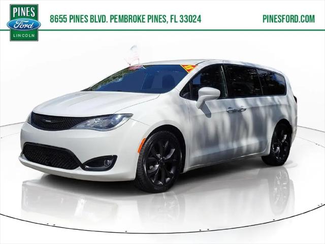 2018 Chrysler Pacifica Touring Plus for sale in Pembroke Pines, FL