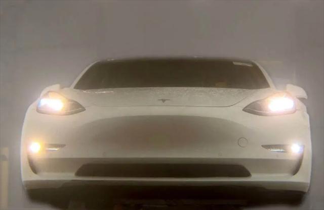 2018 Tesla Model 3 Long Range
