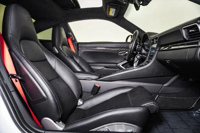 2017 Porsche 911 Carrera S