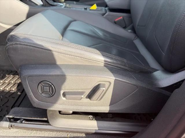 2022 Audi Q3 Premium Plus 45 TFSI S line quattro Tiptronic