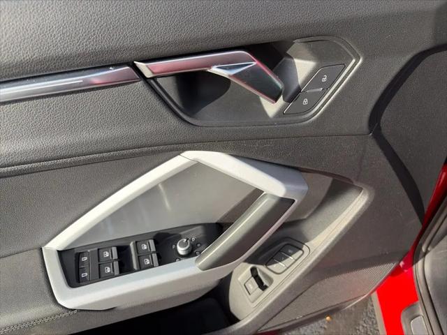 2022 Audi Q3 Premium Plus 45 TFSI S line quattro Tiptronic