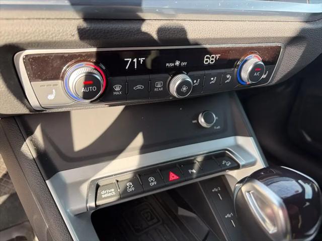 2022 Audi Q3 Premium Plus 45 TFSI S line quattro Tiptronic