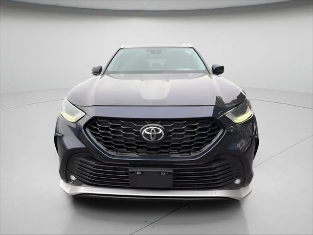 2021 Toyota Highlander Hybrid Limited