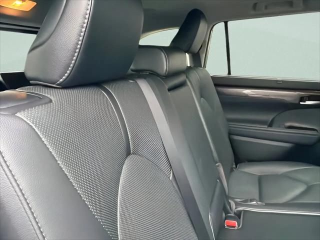 2021 Toyota Highlander Hybrid Limited