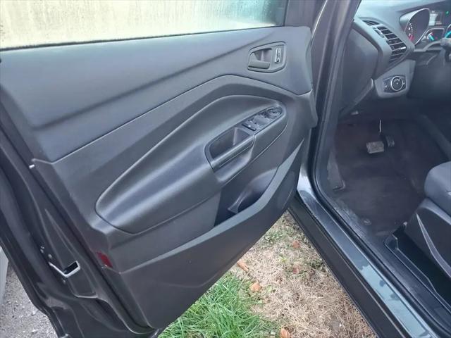 2016 Ford Escape S