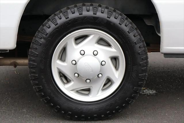 2011 Ford E-150 XL