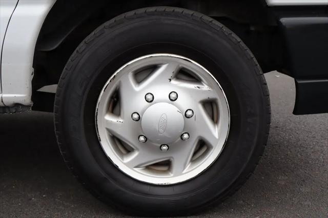 2011 Ford E-150 XL