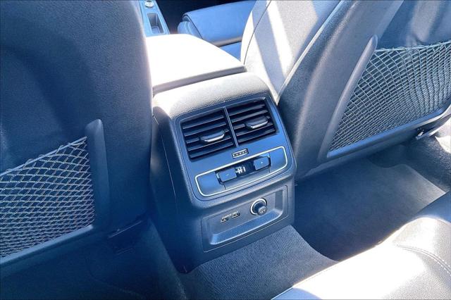 2024 Audi A4 Premium Plus 45 TFSI S line quattro S tronic