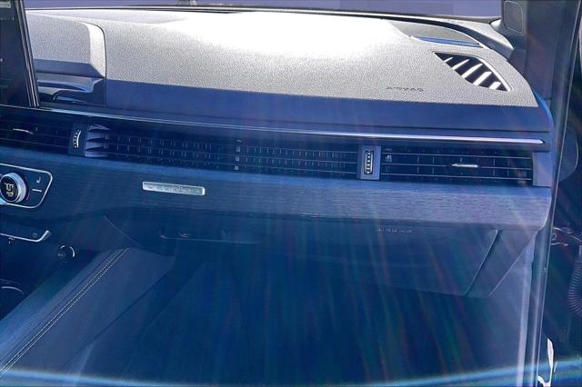 2024 Audi A4 Premium Plus 45 TFSI S line quattro S tronic
