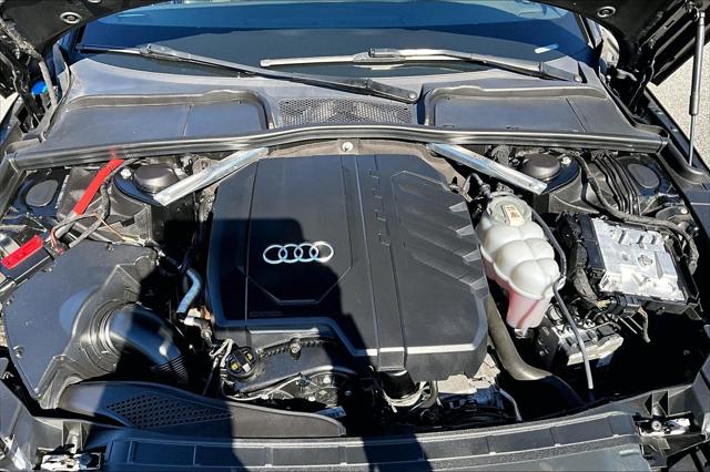 2024 Audi A4 Premium Plus 45 TFSI S line quattro S tronic