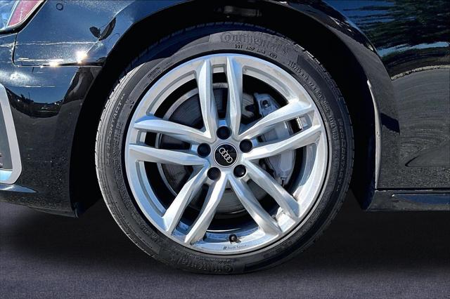 2024 Audi A4 Premium Plus 45 TFSI S line quattro S tronic