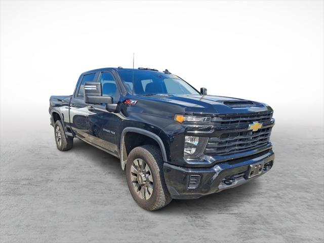 2024 Chevrolet Silverado 2500HD 4WD Crew Cab Standard Bed Custom