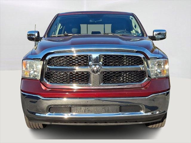 2017 RAM 1500 SLT Quad Cab 4x4 64 Box 2017 RAM 1500 SLT Quad Cab 4x4 64 Box
