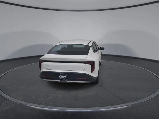 2025 Kia K4 LXS