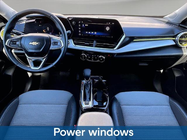 2025 Chevrolet Trax FWD LT