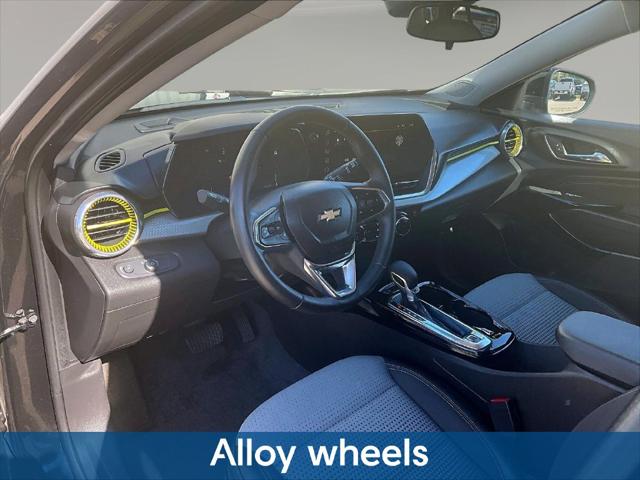 2025 Chevrolet Trax FWD LT