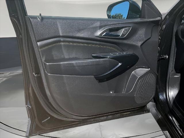 2025 Chevrolet Trax FWD LT