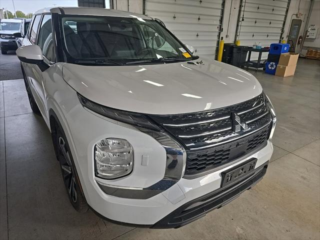 2022 Mitsubishi Outlander ES 2.5 S-AWC for sale in Groveport, OH